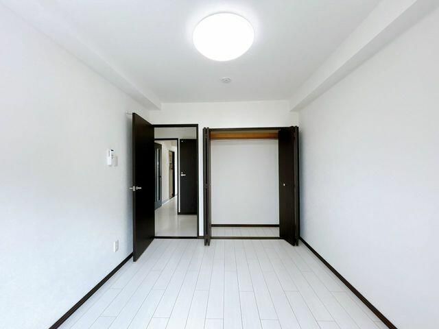 Renovated 3LDK Apartment for Sale in Kiyota, Sapporo - Thumbnail 2