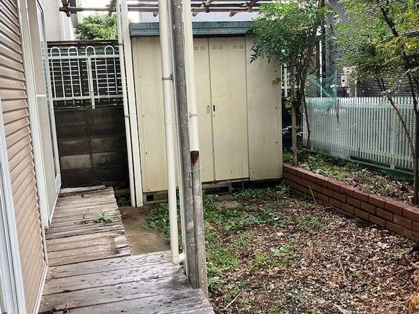 Land for Sale in Machida, Tokyo with 1992 House - Thumbnail 3