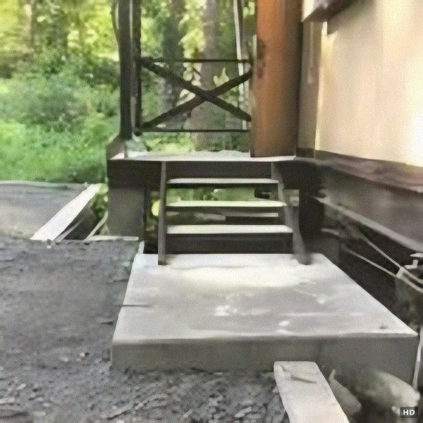 Mountain Cottage with Hot Spring Rights in Yawatahama, Iwate - Thumbnail 2