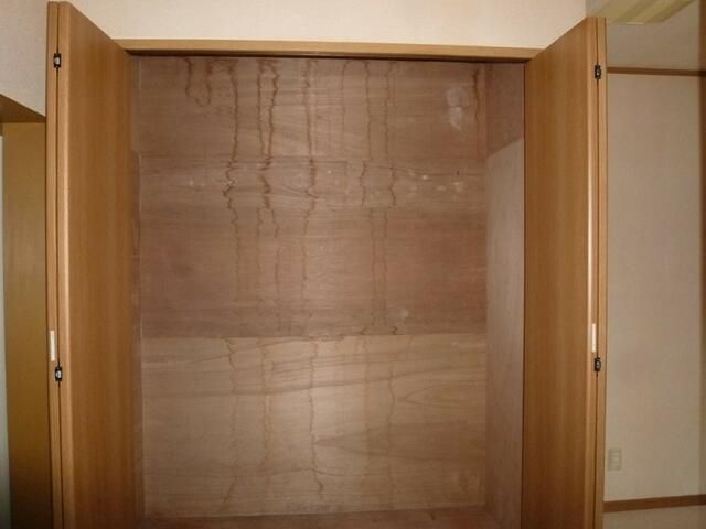 1DK Apartment for Rent in Ayase City, Kanagawa - 40.13 sqm - Thumbnail 4