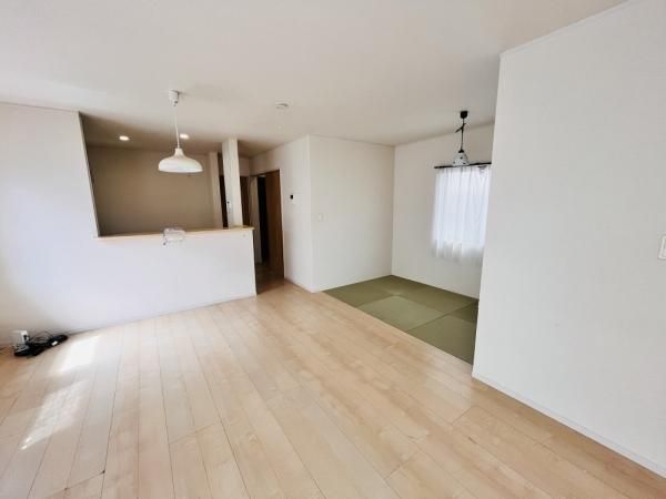 4LDK Modern House for Sale in Kodaira, Tokyo - Built 2018 - Thumbnail 4