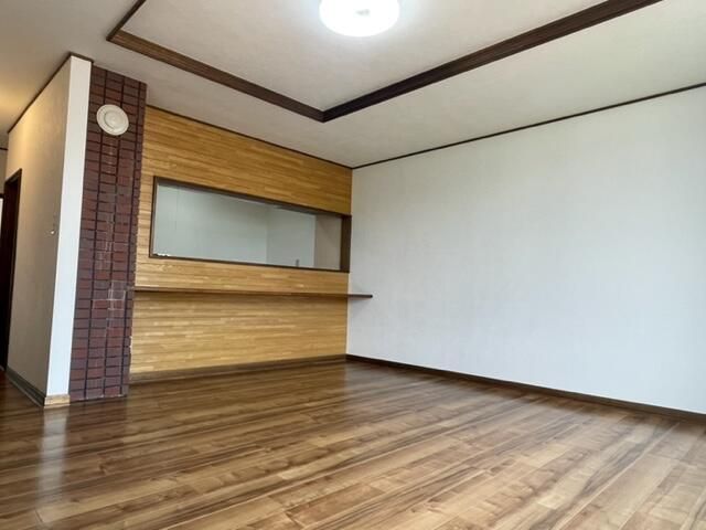 2LDK Sapporo Apartment with Free Parking | West Village Nishi Ward - Thumbnail 3