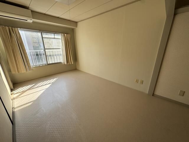 2K Apartment for Rent in Ichikawa, Chiba - 34.2 sqm - Thumbnail 4
