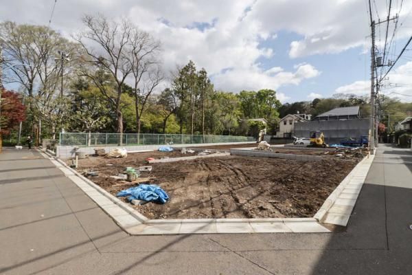 877 sqm Land for Sale in Shakujii-dai, Nerima-ku, Tokyo - Thumbnail 3