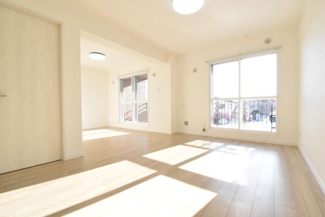 3LDK Apartment for Sale in Kiyota-ku, Sapporo, Hokkaido - Thumbnail 2