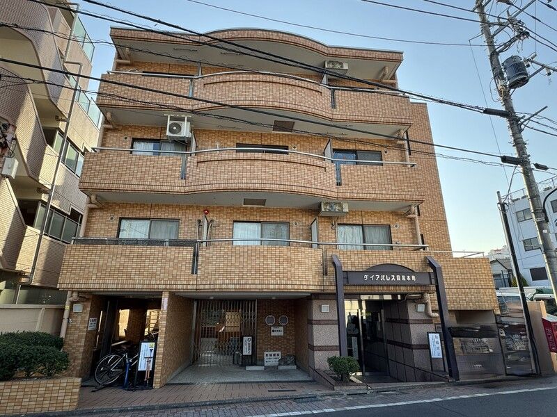 Dia Palace Meguro Honcho 1K Apartment for Sale in Tokyo - Thumbnail 2