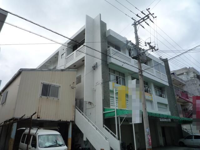 Commercial Building for Sale in Naha, Okinawa - 877 sqm - Thumbnail 2