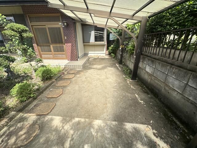 6DK Detached House for Sale in Quiet Kofu Neighborhood - Thumbnail 4