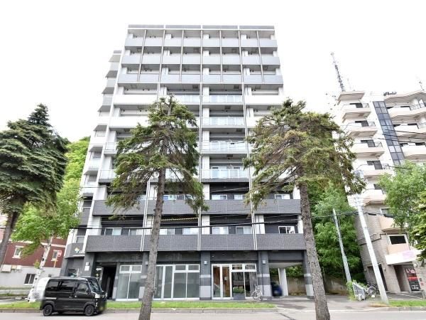 10-Story Apartment Building for Sale in Sapporo Chuo Ward - Thumbnail 2