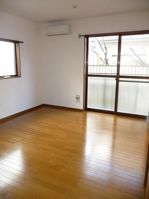 1K Apartment for Rent near Wakabayashi Station, Setagaya, Tokyo - Thumbnail 2