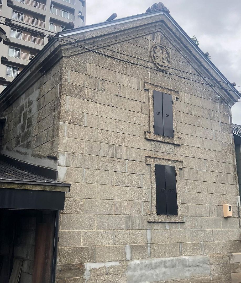 Meiji-Era Stone Warehouse for Lease in Otaru, Hokkaido - Thumbnail 2