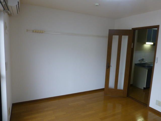 1K Apartment for Rent in Nagamachi, Sendai - Thumbnail 2