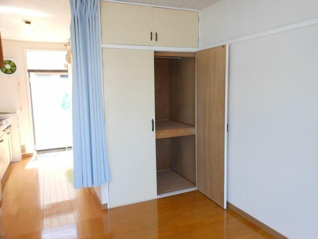 1K Apartment for Rent in Kanazawa-ku, Yokohama - Thumbnail 2