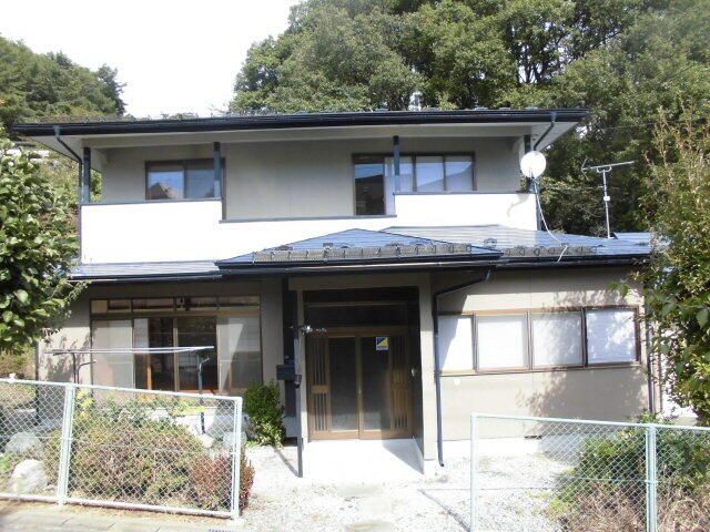 4DK House for Sale in Quiet Morioka Neighborhood with Parking - Thumbnail 2