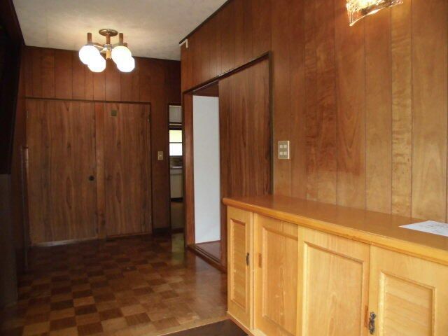 4DK House for Sale in Quiet Morioka Neighborhood with Parking - Thumbnail 3