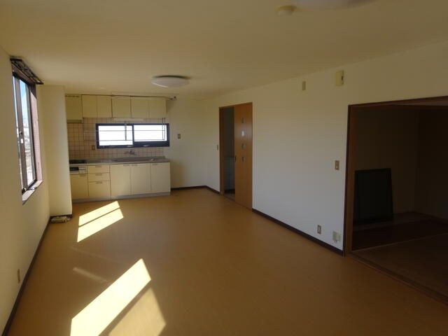 Shop/Office for Rent in Komatsu, Ishikawa - 1LDK, 58.41 sqm - Thumbnail 4