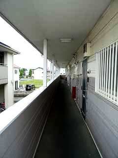 2LDK Apartment for Rent in Maebashi, Gunma - 48.85m² - Thumbnail 2
