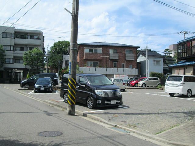 Parking Space for Rent in Niigata City - 14,300 Yen - Thumbnail 2