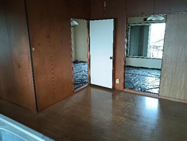 2DK Apartment for Rent in Hiratsuka, Kanagawa - Thumbnail 3