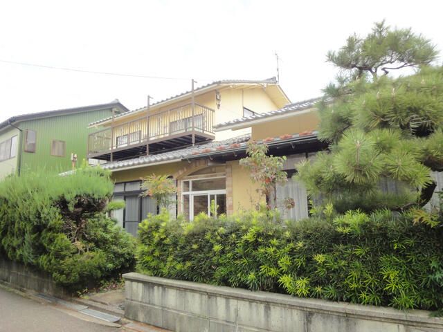 7SLDK Family House for Sale in Kanazawa, Ishikawa - 263.46 sqm Land - Main Image