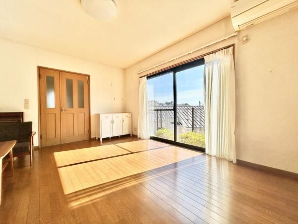 4LDK Detached House for Sale in Nishinomiya, Hyogo - Thumbnail 2