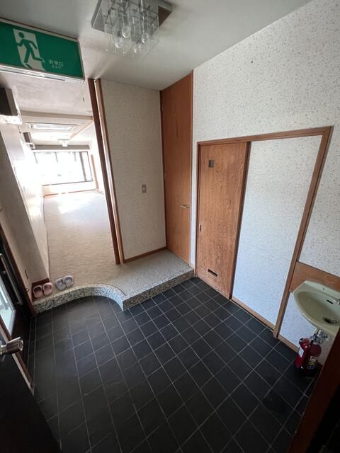 3SLDK Apartment for Rent in Odawara, Kanagawa - 120.25 sqm - Thumbnail 3
