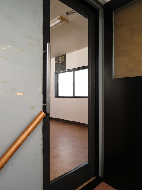 Commercial Space for Rent Near Odakyu-Sagamihara Station, Kanagawa - Thumbnail 2