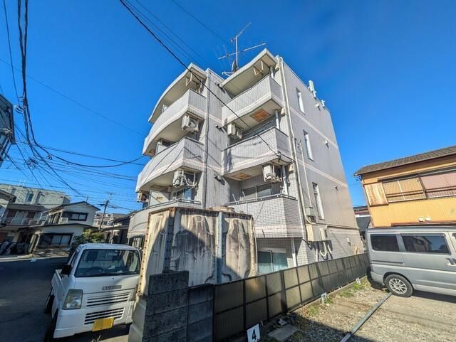 14.7 sqm One-Room Apartment for Rent in Chuo Rinkan, Yamato - Thumbnail 2