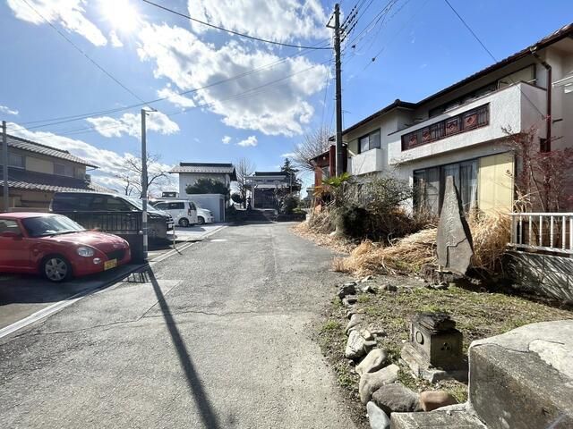 1982 3DK House for Sale in Takasaki, Gunma - 106.81 sqm - Thumbnail 2