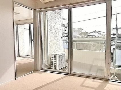 2LDK Apartment for Sale near Higashi-Koganei Station, Tokyo - Thumbnail 3