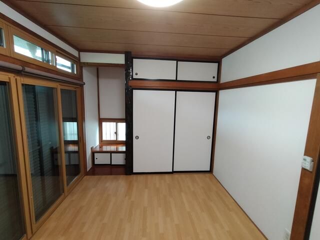 4LDK House for Rent in Tsuru City, Yamanashi - Thumbnail 3