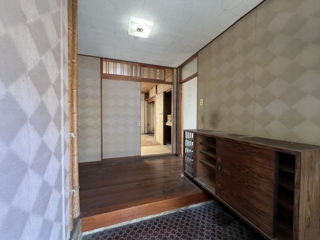3DK Detached House for Sale in Moji Ward, Kitakyushu - Thumbnail 2