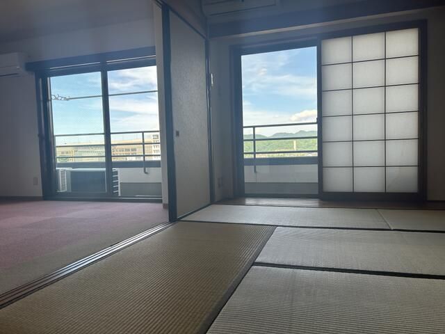 2LDK Service-Enhanced Senior Apartment in Fukushima City - Thumbnail 3