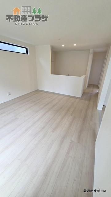 New 4-Bedroom House in Shizuoka's Suruga Ward - Thumbnail 3