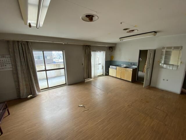 Commercial RC Building for Sale in Fukui City, Fukui - Thumbnail 3