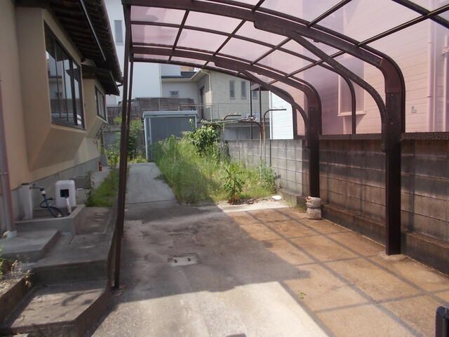 6DK House for Sale in Yukuhashi, Fukuoka with Large Garden - Image 7