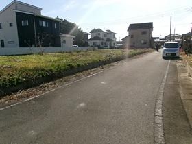 Land for Sale in Fujioka City, Gunma - 278.8 sqm Plot - Thumbnail 2