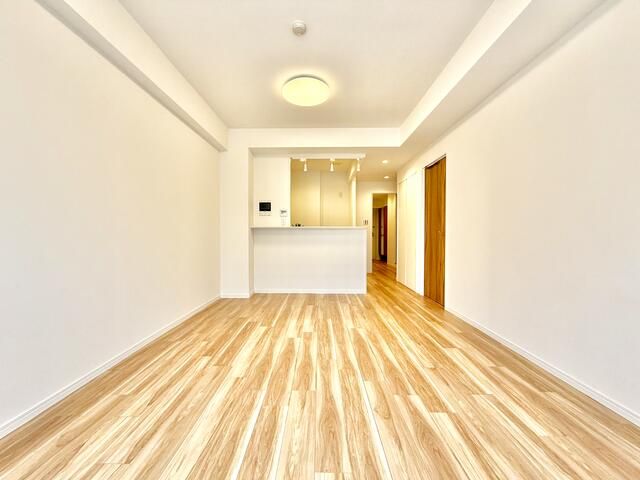 Renovated 2LDK Apartment in Funabashi Hills, Chiba - Thumbnail 3