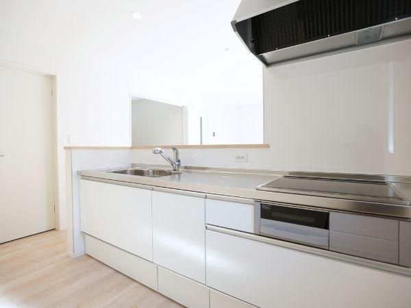 New 4LDK House in Oita City with Seismic Damping & All-Electric - Image 1