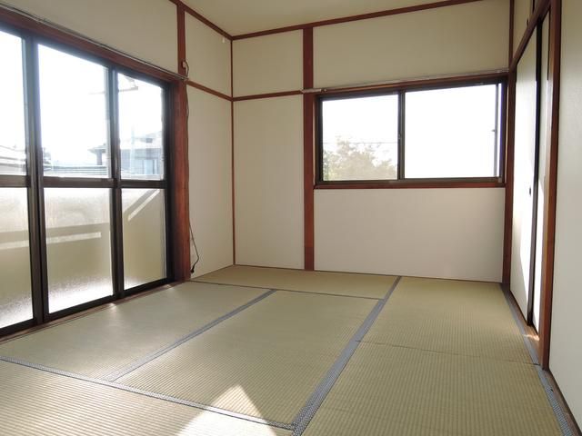 1K Apartment for Rent in Inagi City, Tokyo - 49,000 Yen - Thumbnail 3