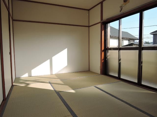 1K Apartment for Rent in Inagi City, Tokyo - 49,000 Yen - Thumbnail 2