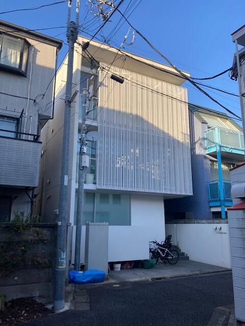 2009 Built Apartment Building for Sale in Sangenjaya, Setagaya - Thumbnail 2