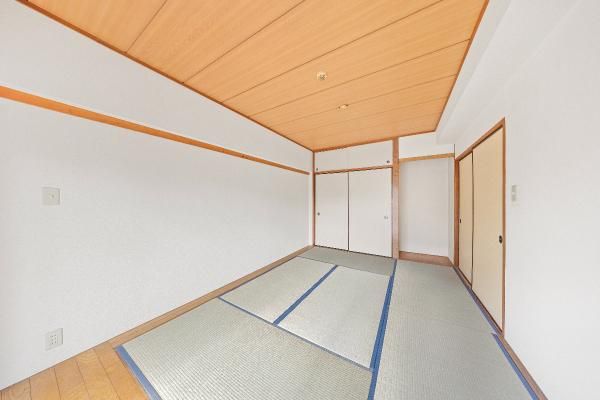 3LDK Apartment for Sale in Koto Ward, Tokyo | 80.47 sqm - Thumbnail 3