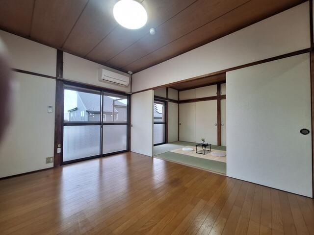 2K Apartment for Rent in Hamura, Tokyo - 34.78 sqm - Thumbnail 4