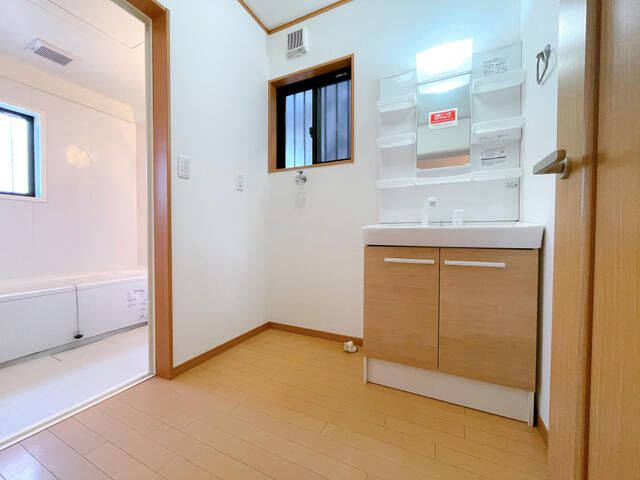 4LDK Detached House for Sale in Wakaba Ward, Chiba City - Image 22
