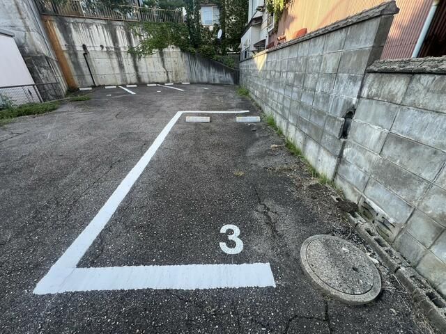 Parking Space for Rent in Niigata City, Niigata - Thumbnail 4