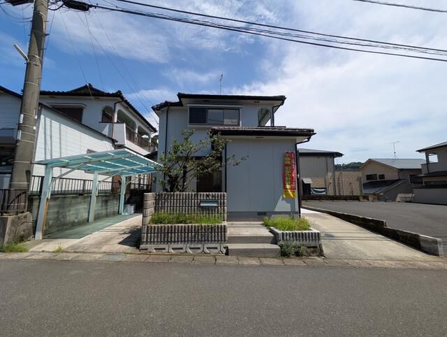 1988 3LDK House with Parking for 3 in Kagoshima City - Thumbnail 3