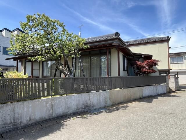 Resale 3LDK House in Tsuruoka City, Yamagata Prefecture - Thumbnail 2