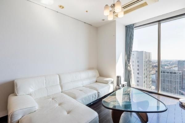 World City Towers Capital Tower 3LDK Apartment in Minato, Tokyo - Thumbnail 2