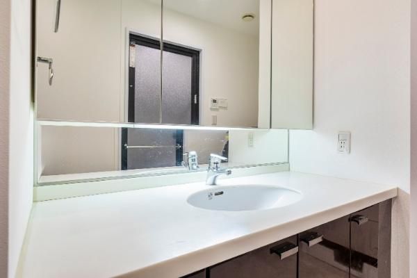 World City Towers Capital Tower 3LDK Apartment in Minato, Tokyo - Thumbnail 4